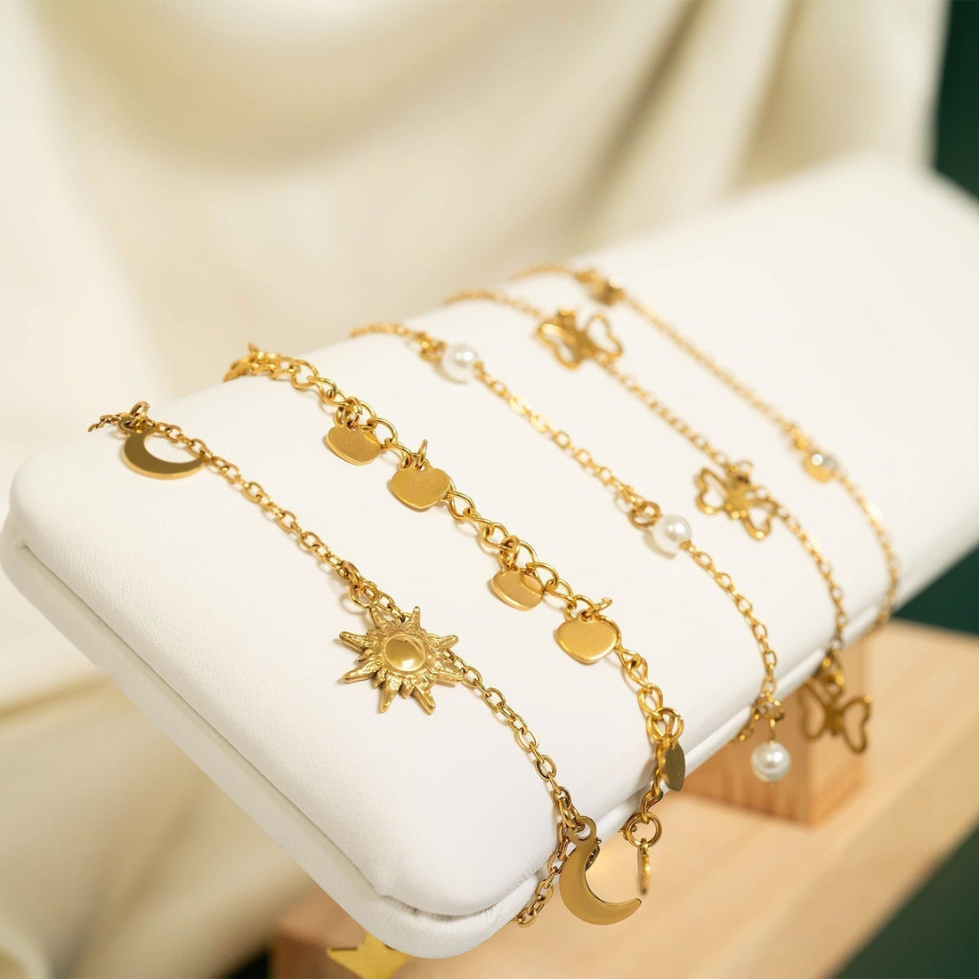 All About Anklets & How to Style Them for a Fun Summer Look