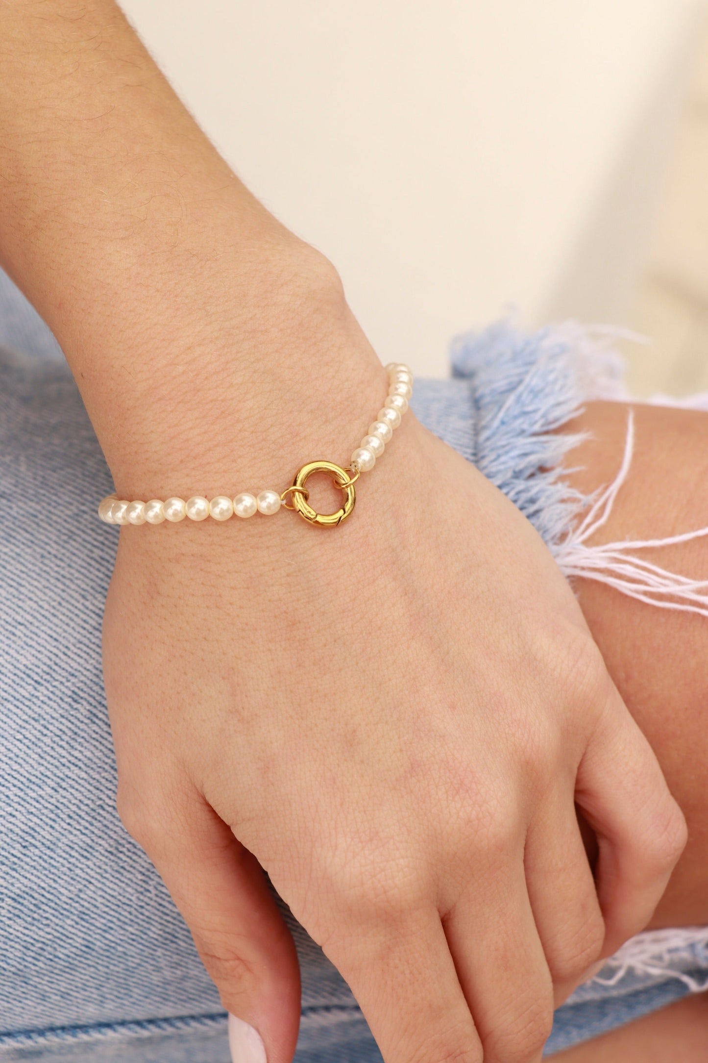 Siren Strand Pearl Bracelet